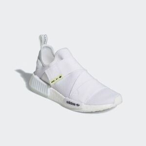 NWT Adidas NMD_R1 SHOES